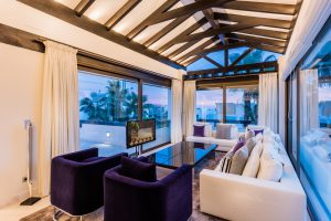 villa altos puente romano 36