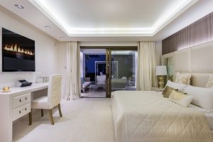 villa altos puente romano 50